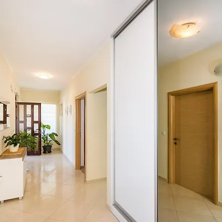 Appartamento Visnja Zara