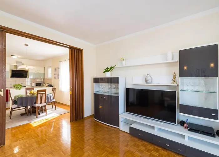 Appartement Visnja *